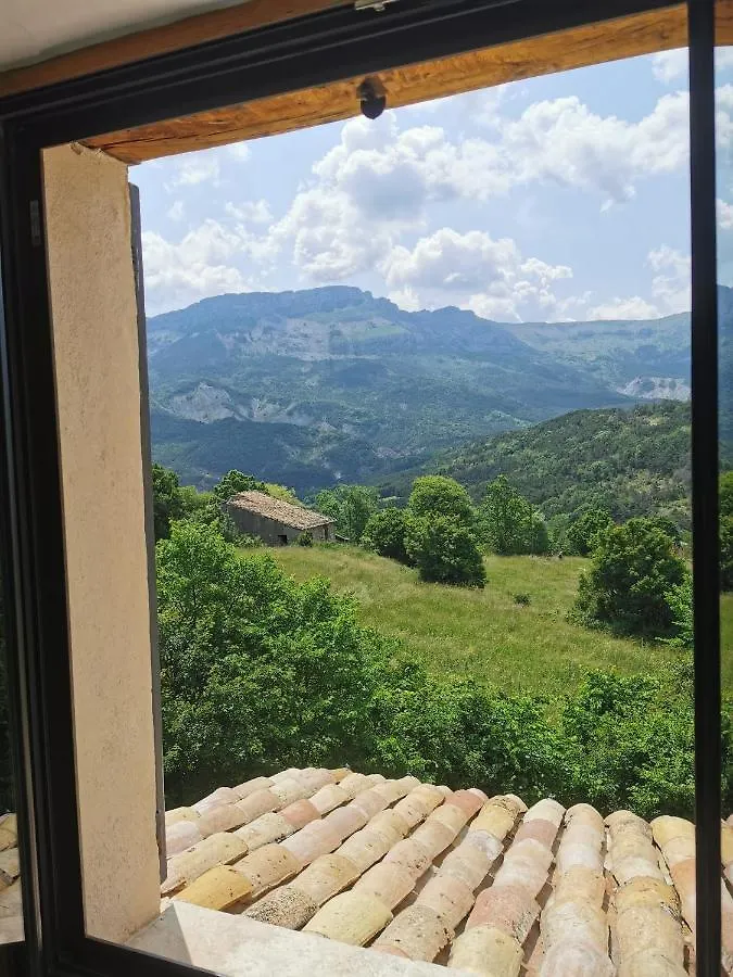 Frühstückspension La Peyregoune, Logement En Pleine Nature Et Table D'Hotes Blieux Frankreich