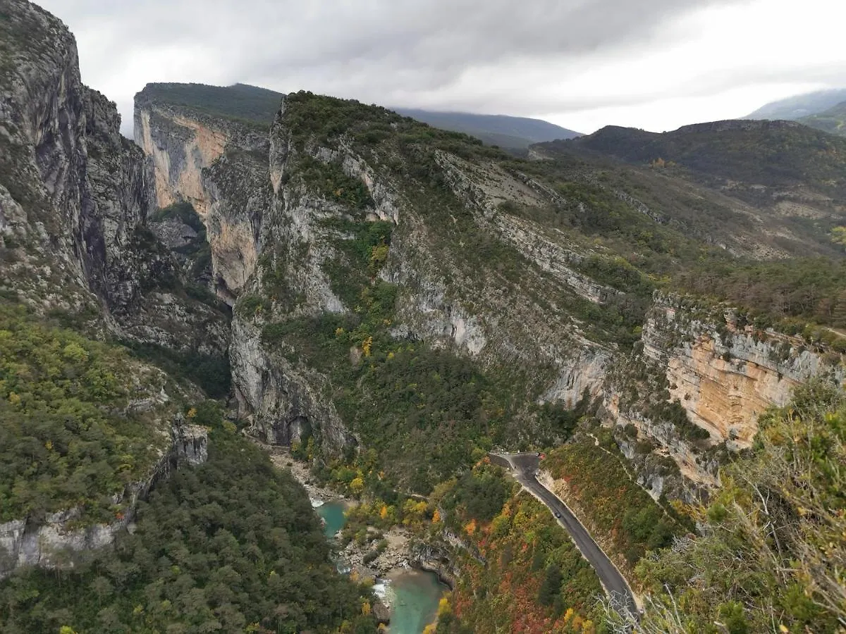 La Peyregoune, logement en pleine nature Blieux France