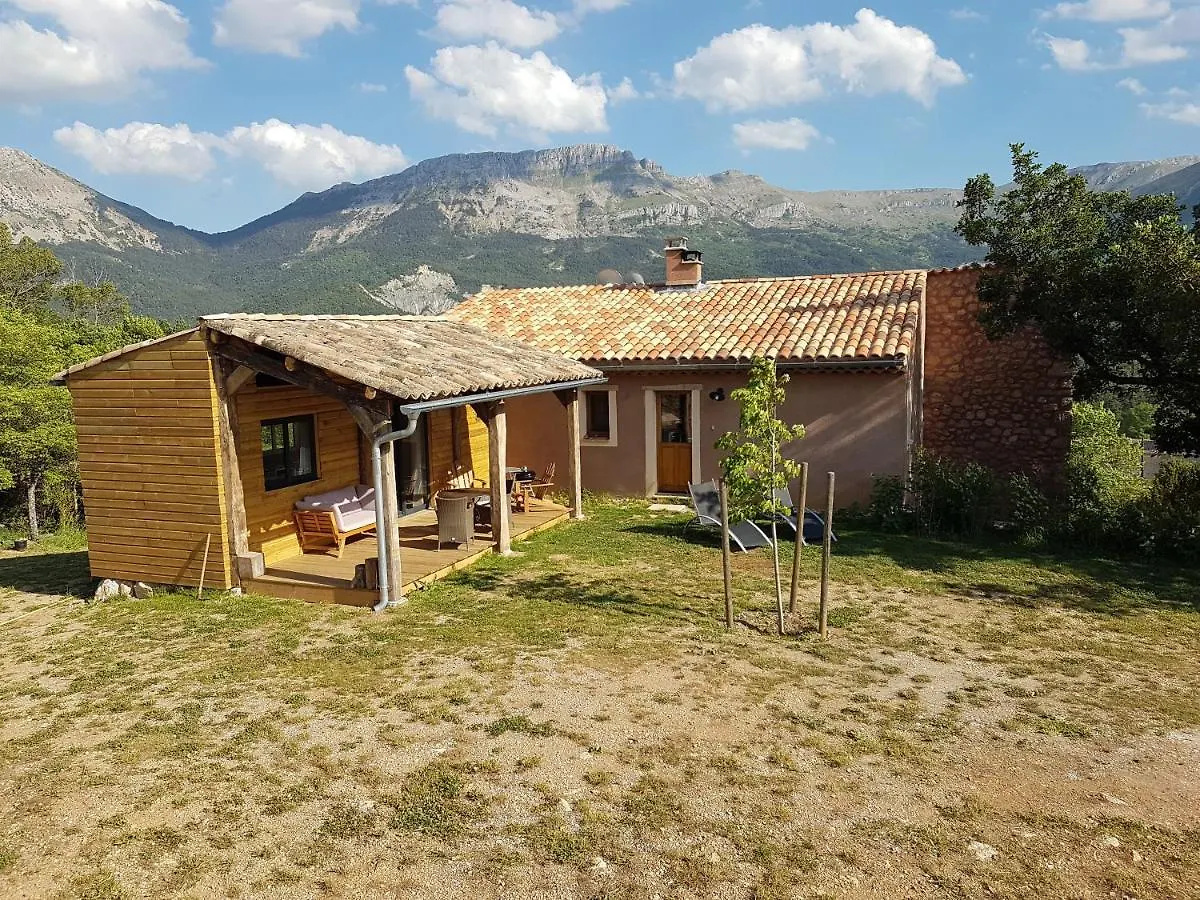 La Peyregoune, logement en pleine nature Blieux Couette-café
